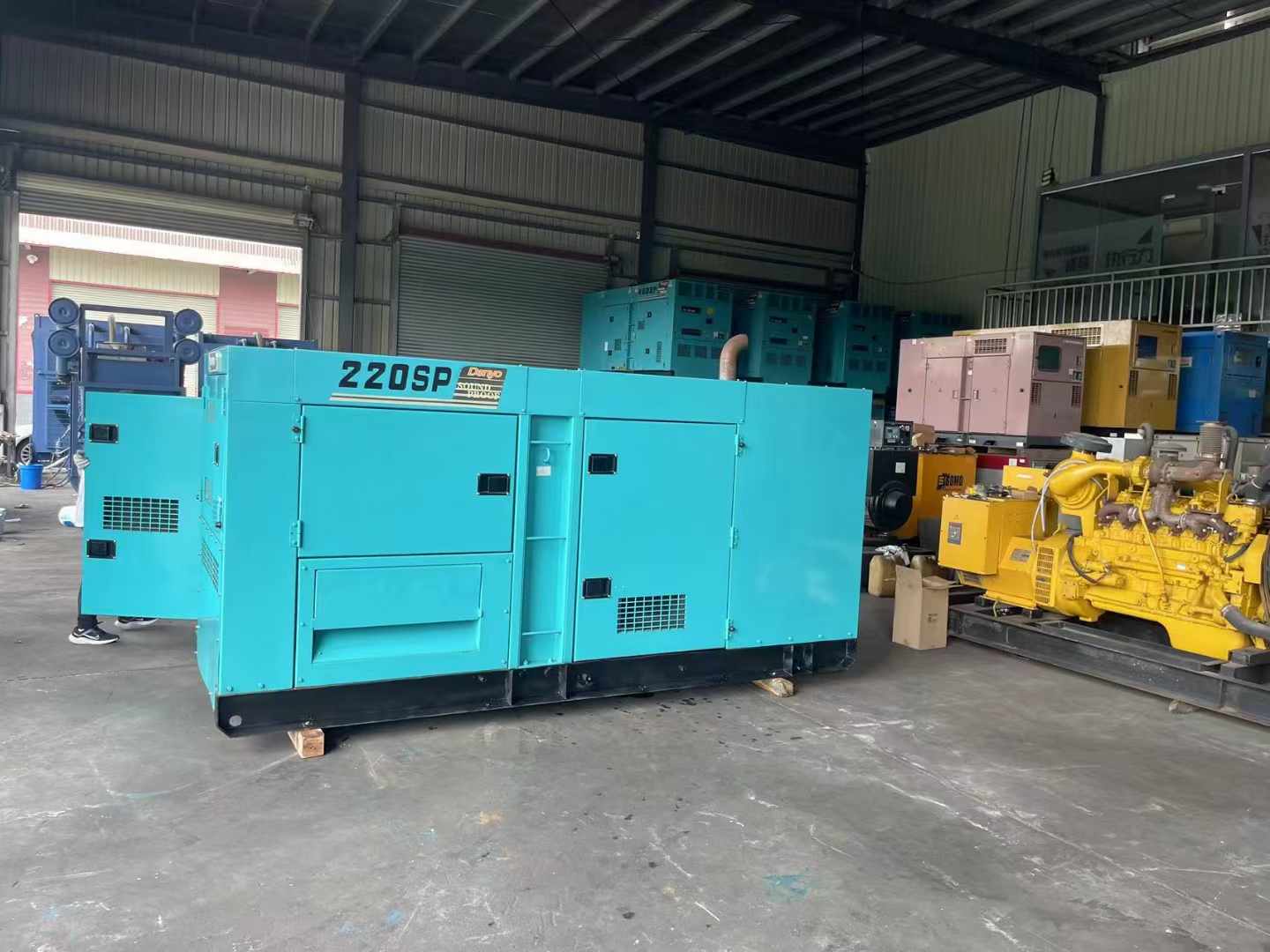 叶集800kW 柴油发电机的输出电流波动范围是多少?