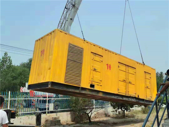 叶集300KW柴油发电机组油耗是多少?